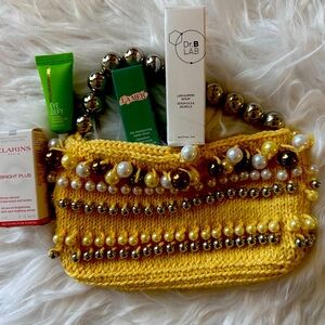Le Mer Beauty /Pearl Handbag La Mer